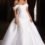 Essense D4493